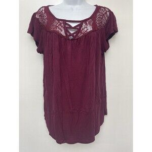 NICE BURGUNDY NO BOUNDARIES SZ XL SHIRT TEE TOP EUC CUT OUTS LACE B17